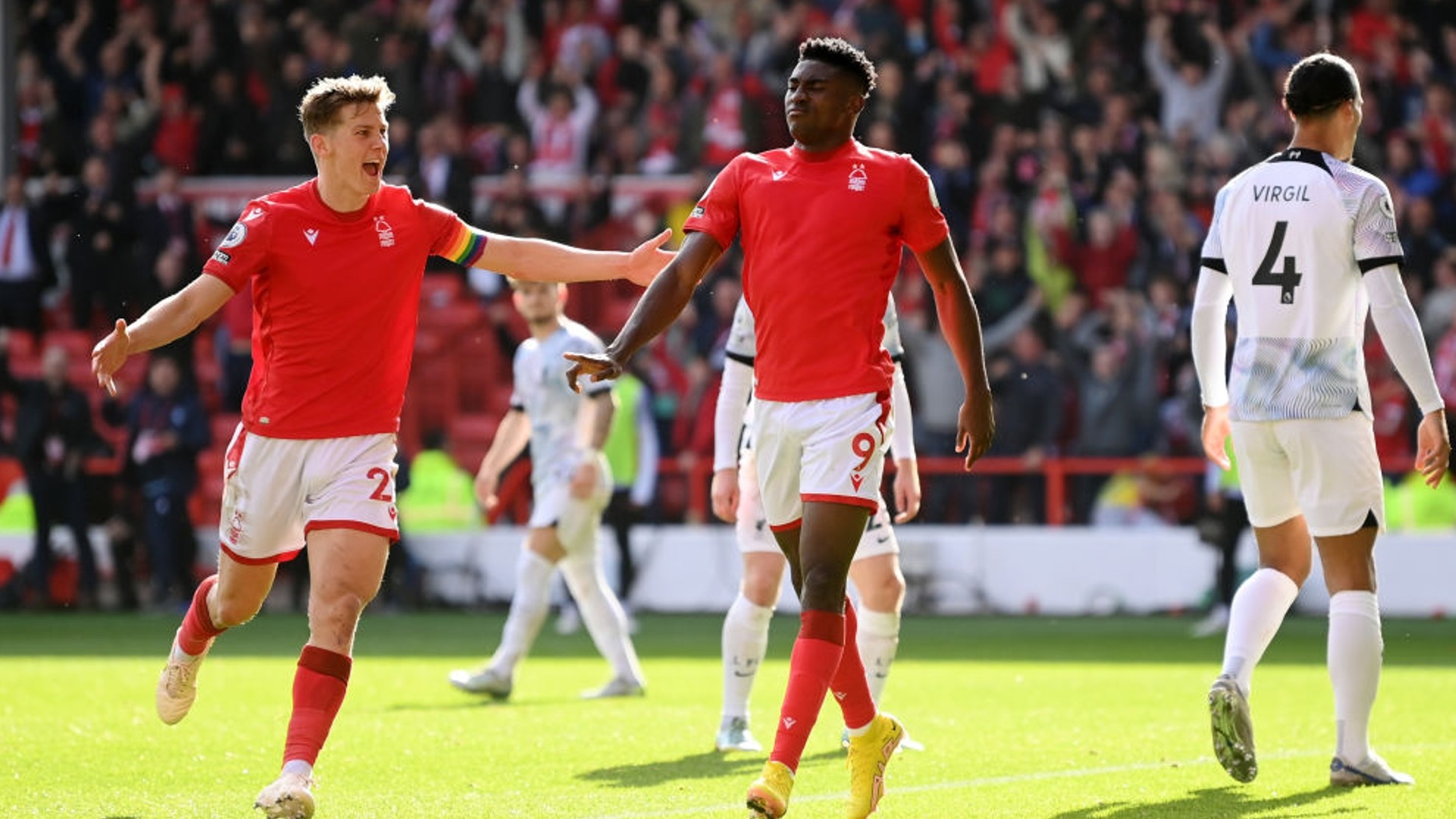 的双重挑战 的双重挑战