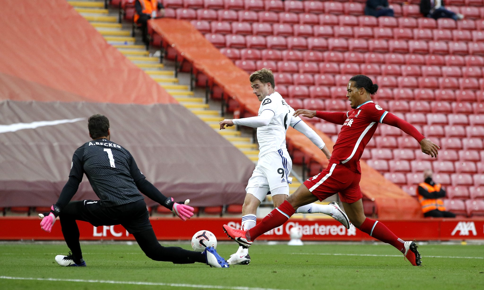 展现出快速 展现出快速